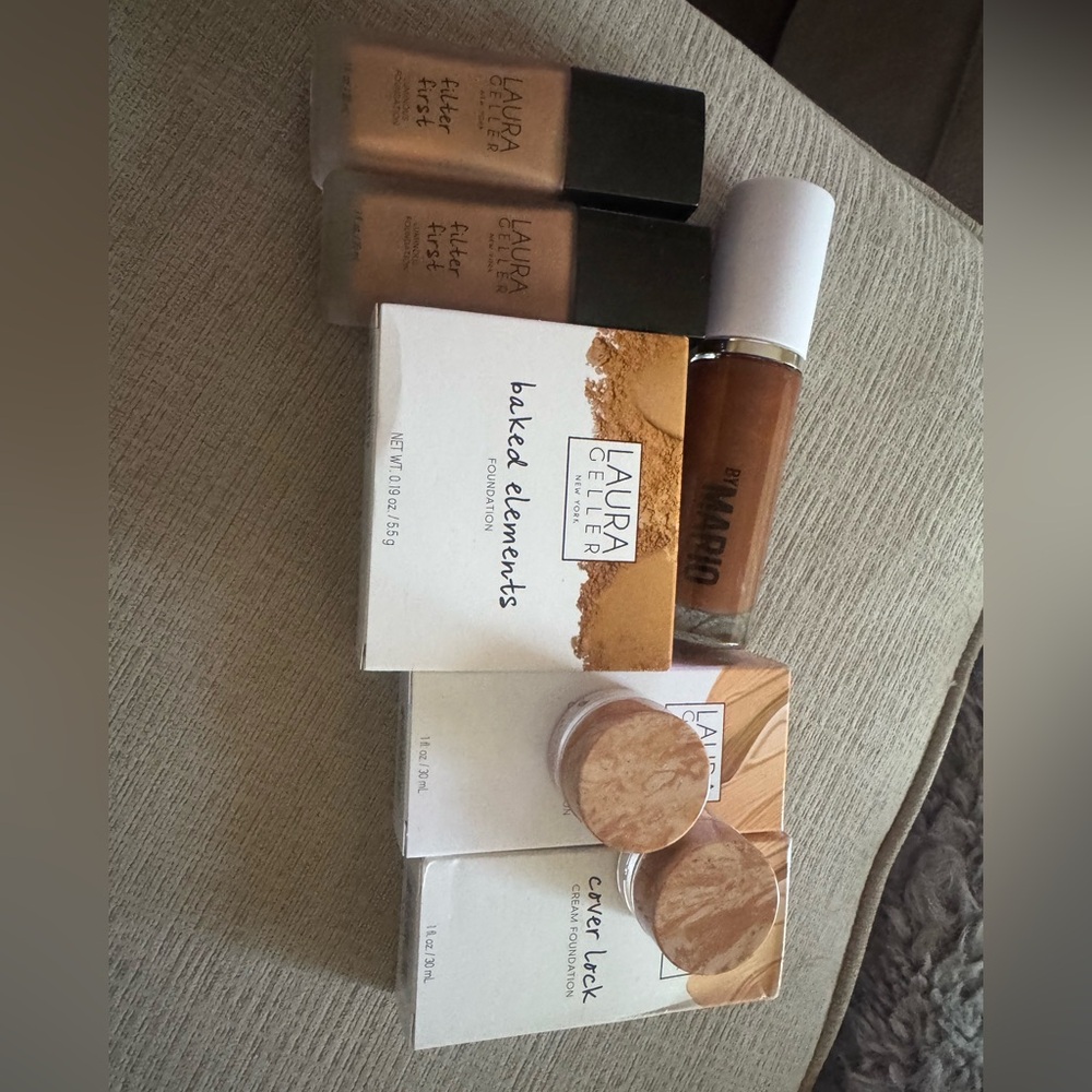 Laura Geller and WANDER Beauty Makeup Set